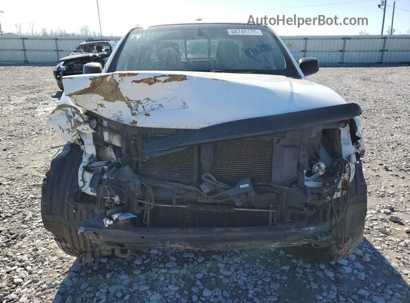 1N6DD0EV9HN750146 2017 NISSAN FRONTIER Белый Вид спереди