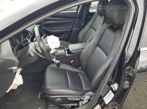 JM1BPAKM5P1602259 2023 MAZDA 3 Черный Вид салона спереди