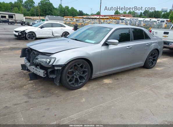 2C3CCABG4JH264070 2018 CHRYSLER 300 White Przód lewy