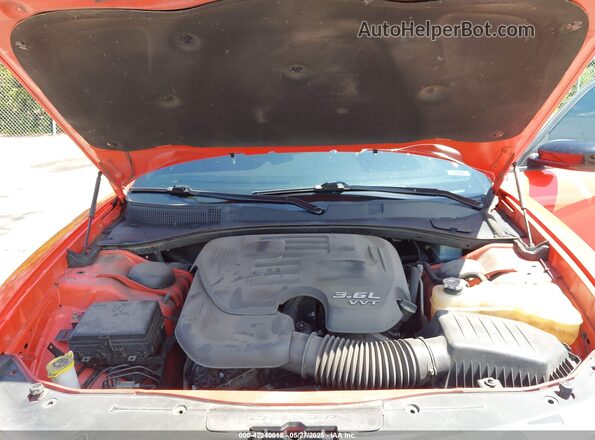 2C3CDXBG9LH150455 2020 DODGE CHARGER Orange Rear view