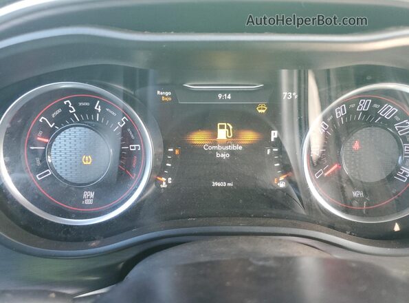 2C3CDZAG6HH613494 2017 DODGE CHALLENGER Green Սարքավորումների վահանակի տեսք