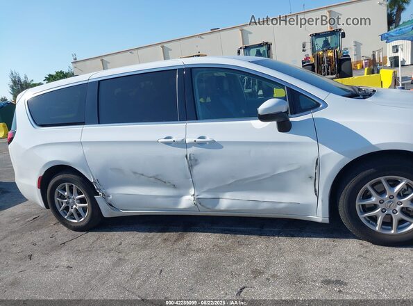 2C4RC1BG9PR624541 2023 CHRYSLER PACIFICA White Widok z przodu