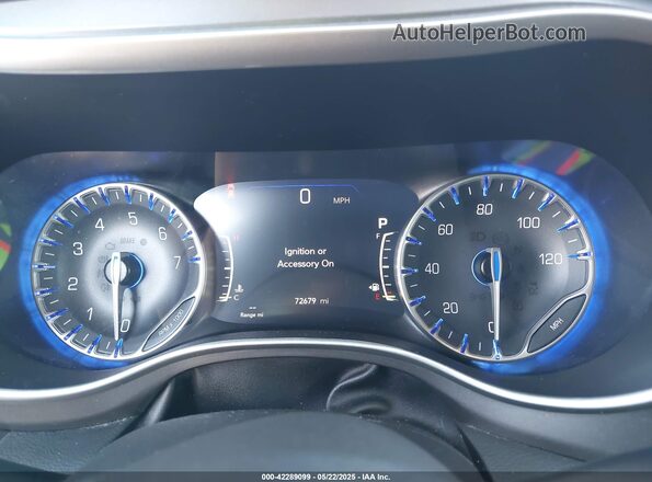 2C4RC1BG9PR624541 2023 CHRYSLER PACIFICA White Widok tylnych siedzeń