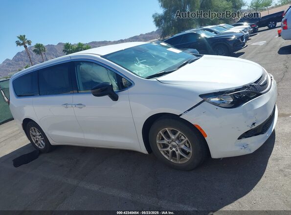 2C4RC1CG4RR141427 2024 CHRYSLER VOYAGER White 