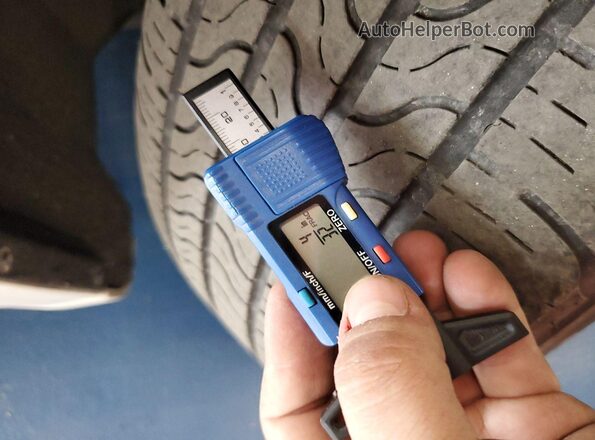 2C4RC1FG4LR136747 2020 CHRYSLER PACIFICA  Передня ліва чверть