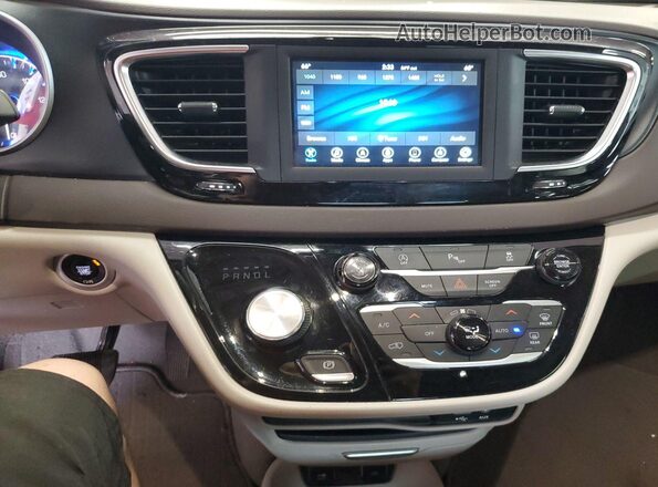 2C4RC1FG4LR136747 2020 CHRYSLER PACIFICA  