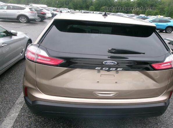 2FMPK3G95MBA47989 2021 FORD EDGE  Vista del salpicadero