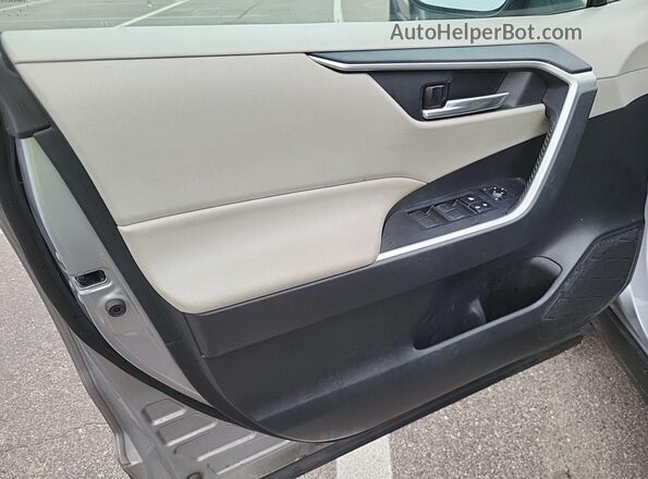 2T3P1RFV4MC243106 2021 TOYOTA LE  უკანა სავარძლების ხედი