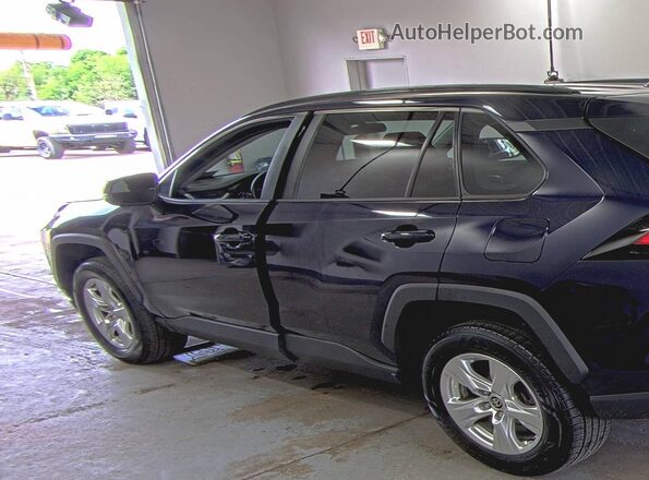 2T3P1RFV5MW230623 2021 TOYOTA LE  წინა ხედი