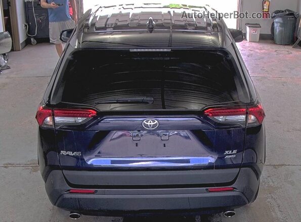 2T3P1RFV5MW230623 2021 TOYOTA LE  
