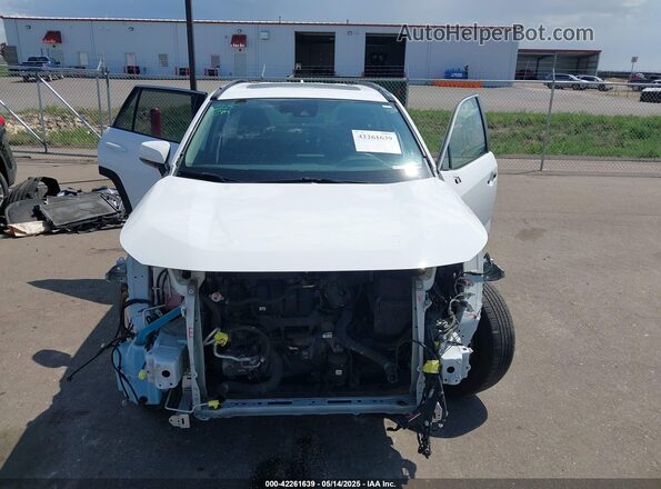 2T3P1RFVXMC202835 2021 TOYOTA LE Белый Вид спереди