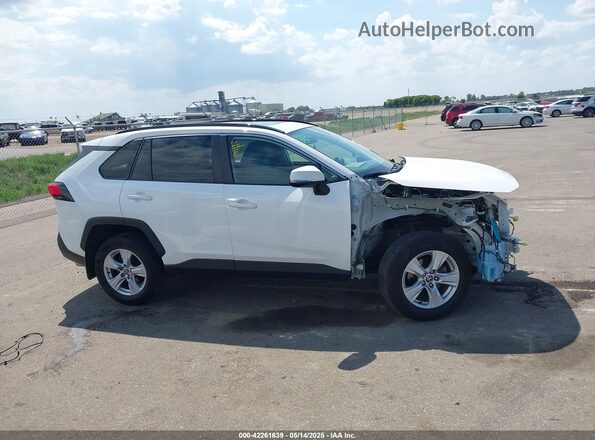 2T3P1RFVXMC202835 2021 TOYOTA LE Белый Панорамный вид салона 360°