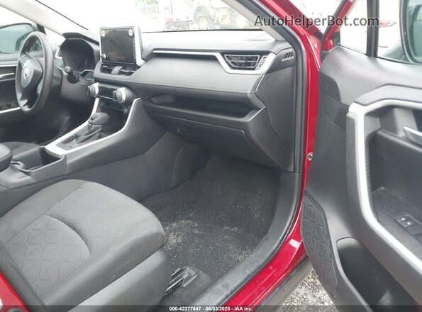 2T3W1RFV4PW267615 2023 TOYOTA LE Red Widok wnętrza z przodu