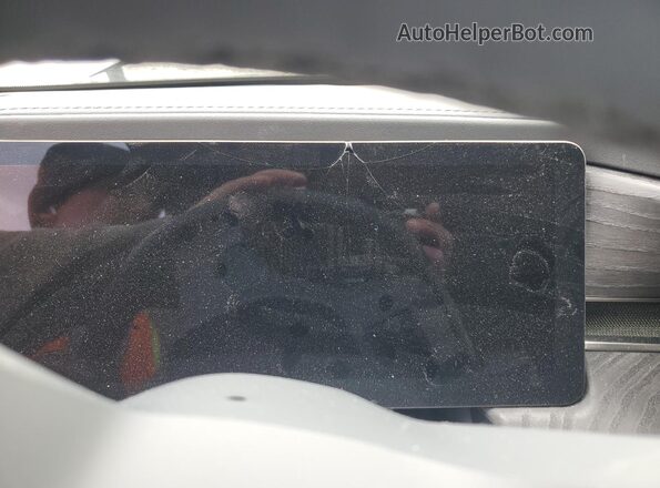 7PDSGABL3PN004096 2023 RIVIAN R1S White ხელსაწყოთა პანელის ხედი