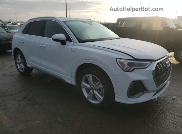 WA1DECF37R1168645 2024 AUDI Q3 White Delantero derecho