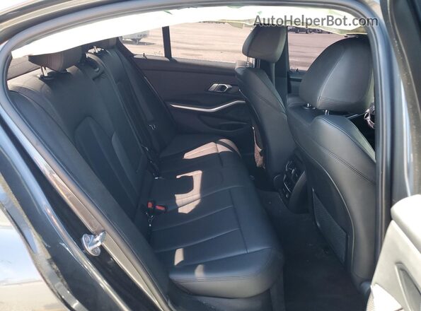 WBA5R1C02LFH34363 2020 BMW 7 SERIES Gray Rear seats view