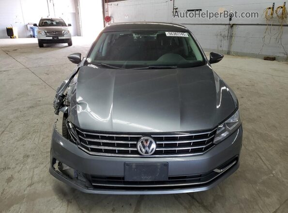 1VWAT7A38HC006830 2017 VOLKSWAGEN PASSAT Silver 