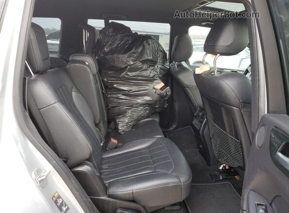 4JGDF6EE9HA860276 2017 MERCEDES-BENZ GLS Silver Вид задньої частини салону