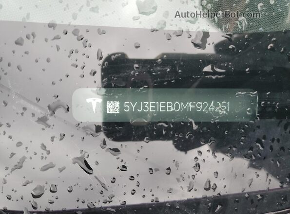 5YJ3E1EB0MF924251 2021 TESLA MODEL Two Tone Vista del compartimento del motor