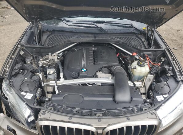 5UXKU2C30H0N85574 2017 BMW X6 Brown ძრავის განყოფილების ხედი