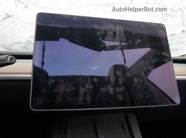 5YJ3E1EA6MF922723 2021 TESLA MODEL Red 