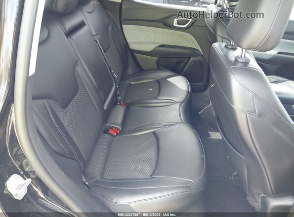 3C4NJDBB8NT132250 2022 JEEP COMPASS Black VIN კოდის სტიკერის ხედი