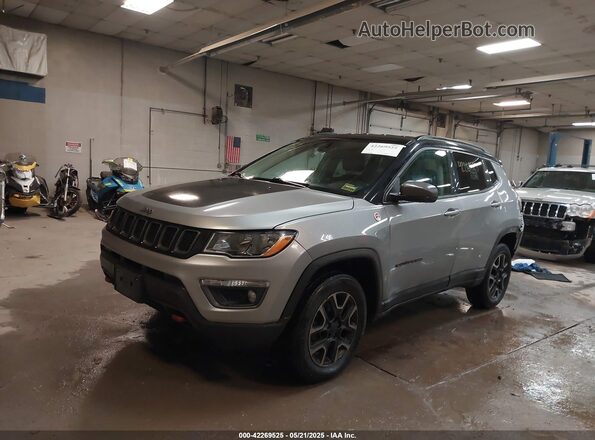 3C4NJDDB3MT587034 2021 JEEP COMPASS Silver Առջևի ձախ երեք քառորդ տեսարան