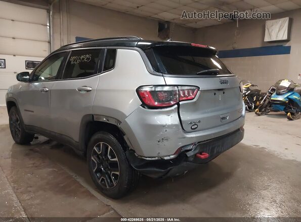 3C4NJDDB3MT587034 2021 JEEP COMPASS Silver Դիմացի տեսք
