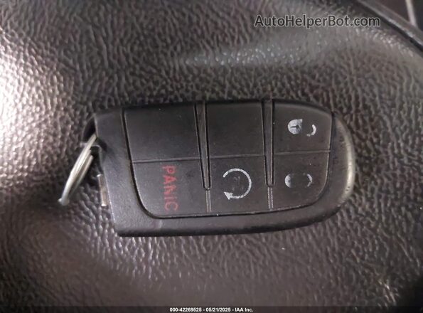 3C4NJDDB3MT587034 2021 JEEP COMPASS Silver Առջևի վահանակի տեսք