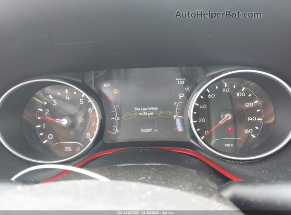 3C4NJDDB7LT196242 2020 JEEP COMPASS Red Vista de los asientos traseros