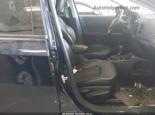 3C4NJDDBXJT174653 2018 JEEP COMPASS Dark Blue წინა სალონის ხედი