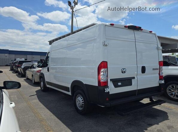 3C6LRVBG9RE147861 2024 RAM PROMASTER 1500  Front view