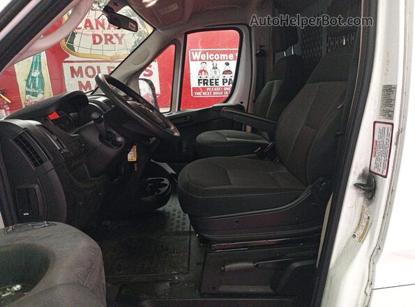 3C6LRVNG8ME552517 2021 RAM PROMASTER 1500  Widok z tyłu