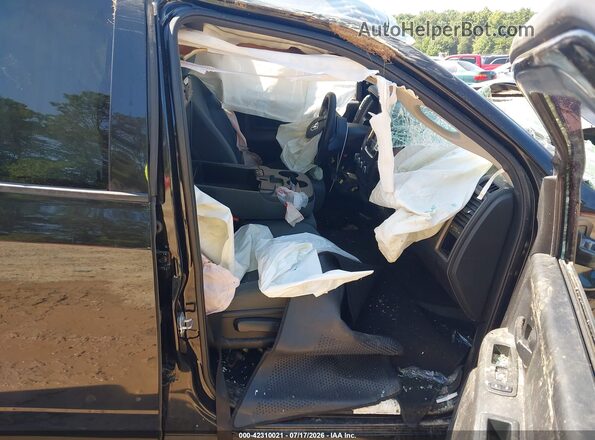 3C6RR7KT0HG710298 2017 RAM 1500 Черный Вид салона спереди