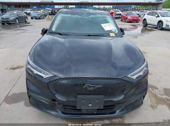 3FMTK1RM4MMA49008 2021 FORD MUSTANG MACH-E Черный Вид спереди