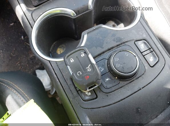 3GKALVEV6ML391097 2021 GMC TERRAIN Белый Вид панели приборов