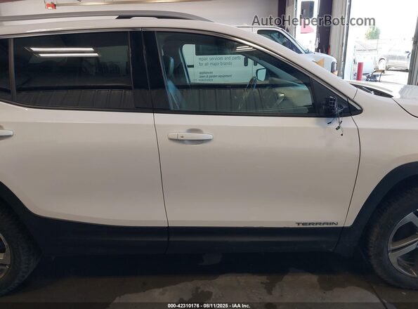 3GKALVEV6ML391097 2021 GMC TERRAIN Белый Вид задней части салона