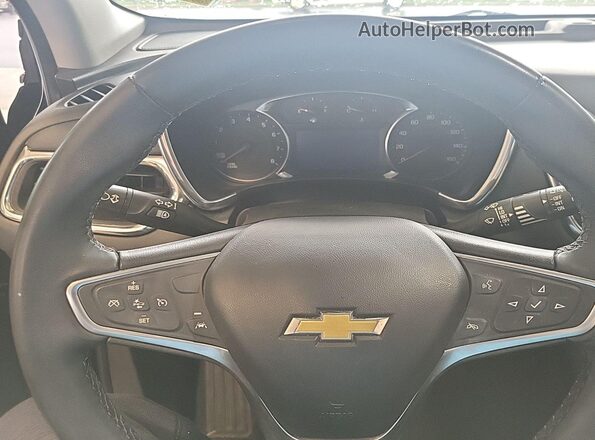 3GNAXJEG7PL117879 2023 CHEVROLET EQUINOX  Widok z przodu