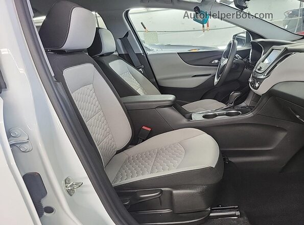 3GNAXSEV5MS170327 2021 CHEVROLET EQUINOX  Widok wnętrza z przodu