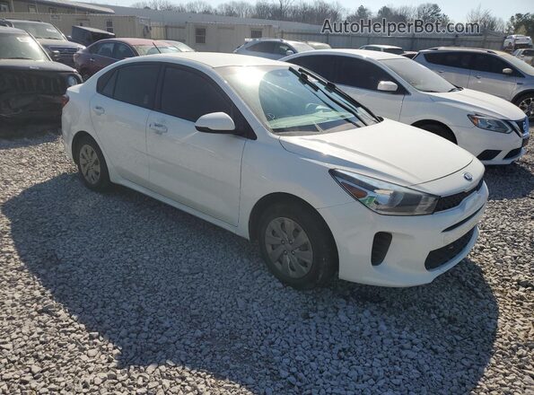 3KPA24AD8LE299398 2020 KIA RIO White Передня права чверть