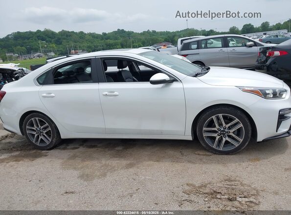 3KPF54AD0ME313177 2021 KIA FORTE White უკანა სალონის ხედი