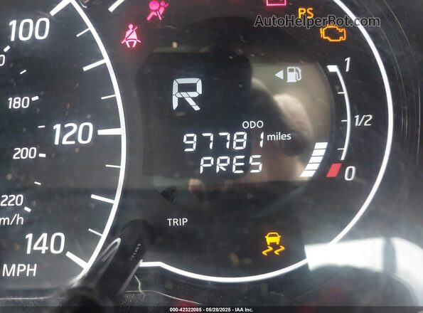 3N1CE2CP6KL361017 2019 NISSAN VERSA NOTE Silver 