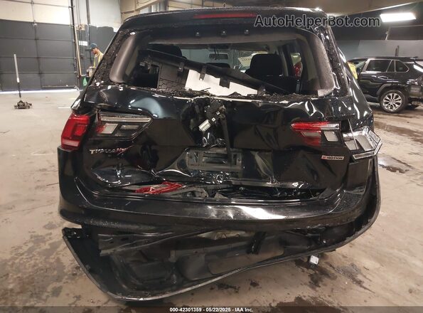 3VV0B7AX5MM088269 2021 VOLKSWAGEN TIGUAN Black Դիմացի տեսք