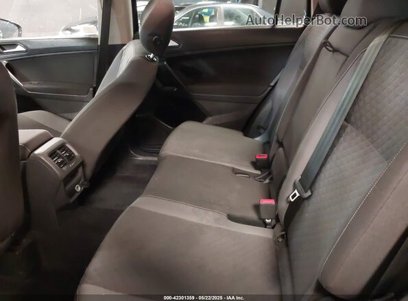 3VV0B7AX5MM088269 2021 VOLKSWAGEN TIGUAN Black VIN կոդի պիտակի տեսք