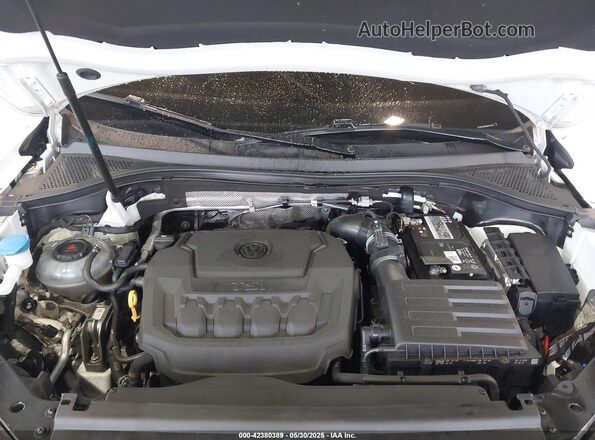 3VV2B7AX8MM050964 2021 VOLKSWAGEN TIGUAN Белый Вид сзади