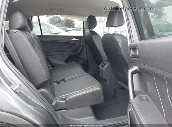 3VV3B7AX0PM130980 2023 VOLKSWAGEN TIGUAN Gray Вид наклейки з VIN-кодом