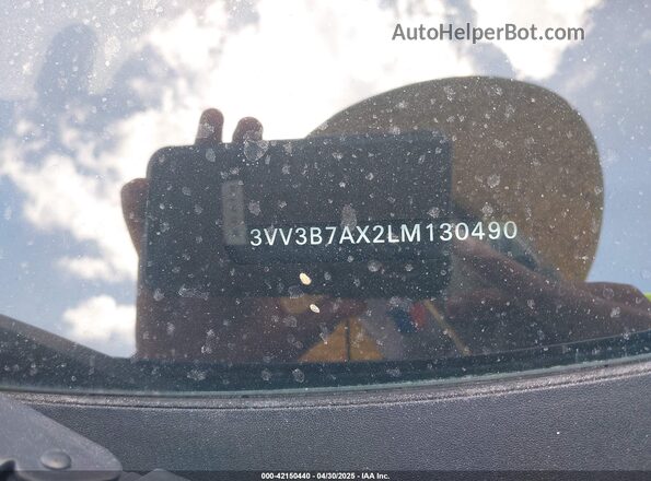 3VV3B7AX2LM130490 2020 VOLKSWAGEN TIGUAN Gray Widok komory silnika