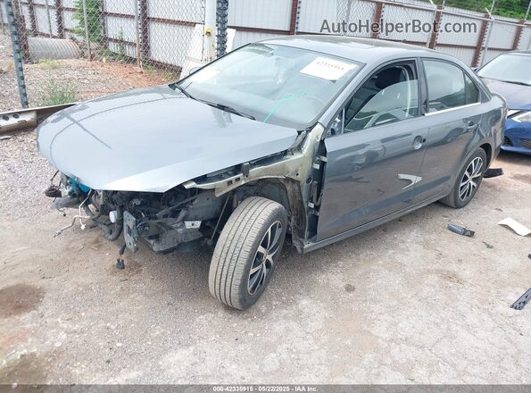 3VWDB7AJ6HM238694 2017 VOLKSWAGEN JETTA Gray წინა მარცხენა ხედი სამი მეოთხედიდან