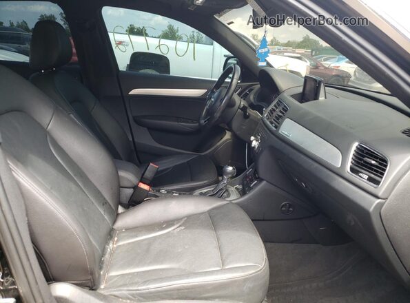WA1JCCFS5HR002477 2017 AUDI Q3 Черный Вид спереди
