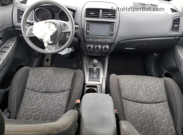 JA4ARUAU3NU002967 2022 MITSUBISHI OUTLANDER Черный 